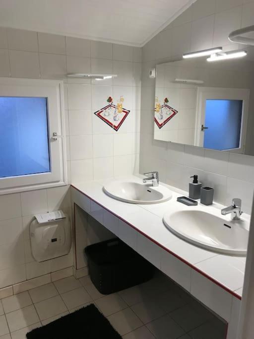 Maison 3 Chambres - Chez Florence Yzeure Bagian luar foto
