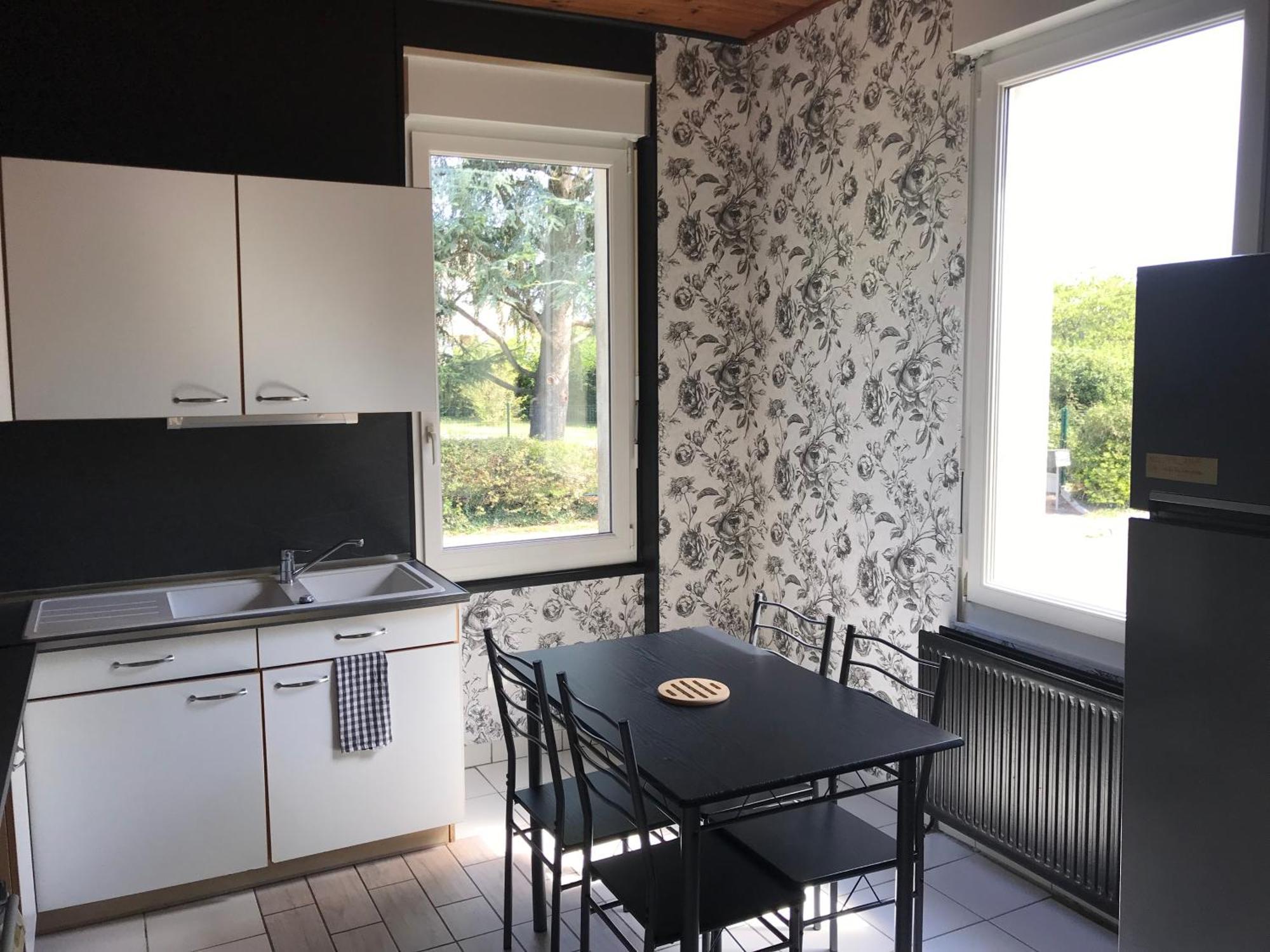 Maison 3 Chambres - Chez Florence Yzeure Bagian luar foto